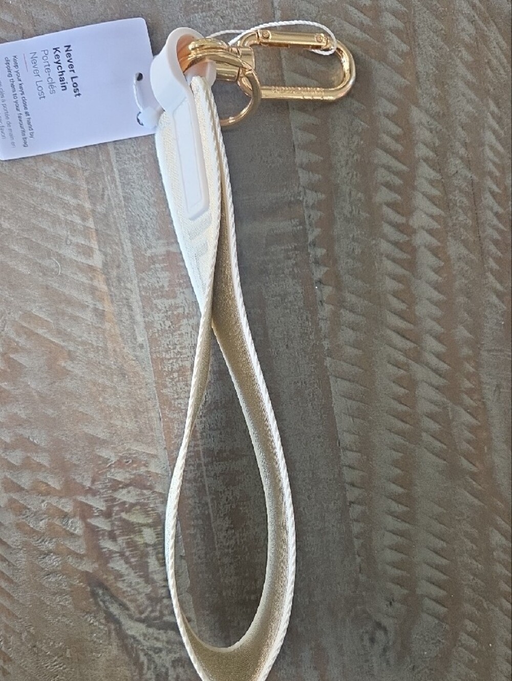 lululemon athletica Metallic Gold Never Lost Keychain Wristlet - Picture 5 of 5